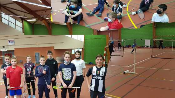Les élèves du collège se sont distingués à l'AS Badminton